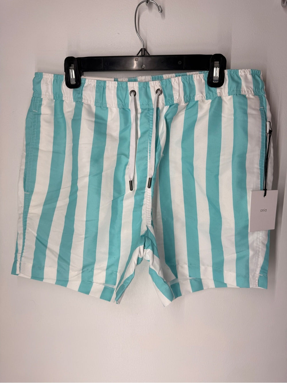 Onia Charles 5” Swimsuit (M - NWT)